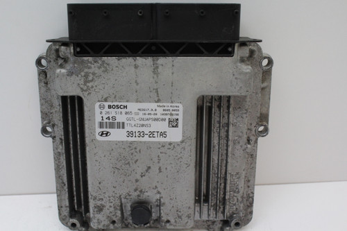 16-18 Hyundai Tucson 2.0L 39133-2ETA5 Computer Engine Control ECU ECM EBX Module