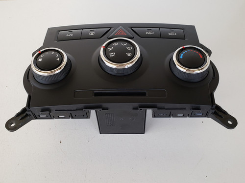 11-13 Kia Sorento 97250-1U250 Climate Control Panel Temperature Unit A/C Heater