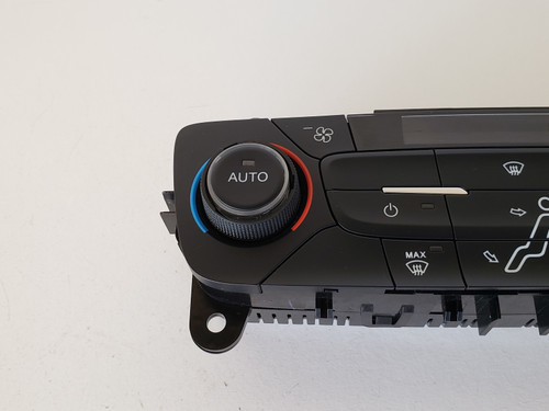 15-18 Focus F1ET-18C612-AJ Climate Control Panel Temperature Unit A/C Heater