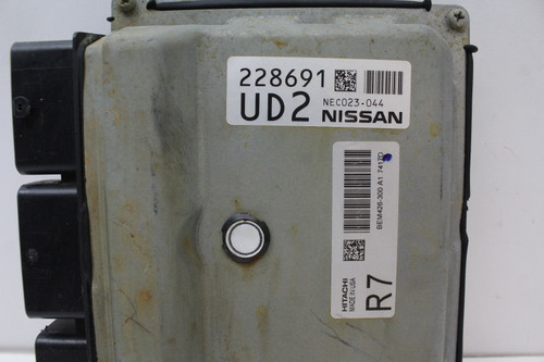 mc⑥ページ 16-17 Maxima BEM426-300 A1 Computer Brain Engine Control ECU