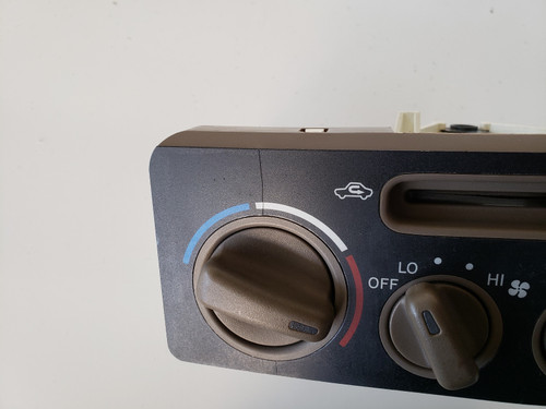 98-00 Toyota Corolla 5591002020B0 Climate Control Panel Temp Unit A/C Heater 98-00 Toyota Corolla 5591002020B0 Climate Control Panel Temp Unit A/C Heater