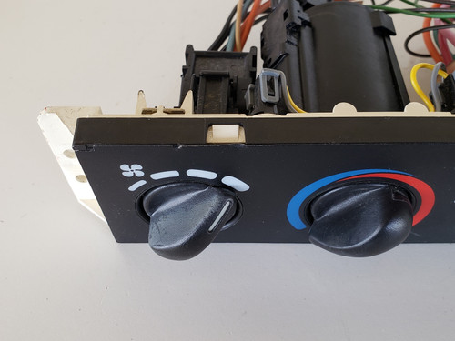GM OEM Front Overhead HVAC Console W/ Sunroof ATC – ACDelco 15748176 (NOS)