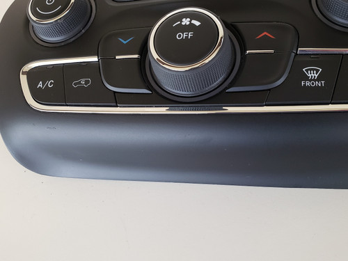 19-20 Cherokee 68285938AD Audio Climate Control Panel Temp Unit A/C Heater