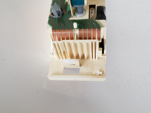 96-00 Tahoe "For Parts" 09378805 Climate Control Panel Temp Unit A/C Heater