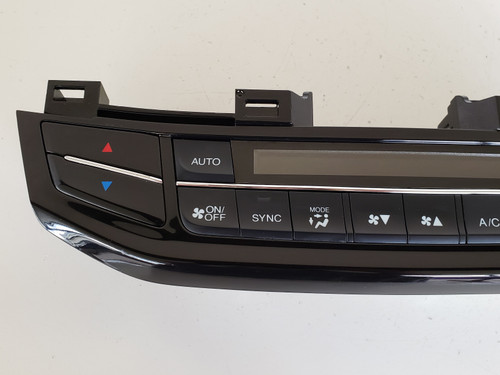 16-17 Accord 79600-T2F-A71 Climate Control Panel Temperature Unit A/C Heater 16-17 Accord 79600-T2F-A71 Climate Control Panel Temperature Unit A/C Heater