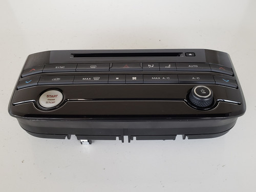 16-17 Jaguar XF GX63-18C858-ND Climate Control Panel Temperature Unit A/C Heater