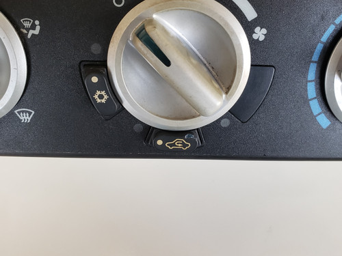 06-10 PT Cruiser P55111844AM Climate Control Panel Temperature Unit A/C Heater