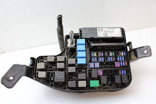 14 2014 Mazda 3 KD45-675X0 C Fusebox Fuse Box BCM Relay Unit Module