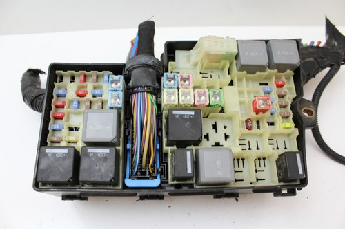 13-16 Ford Escape AV6T-14A142-AB Fusebox Fuse Box Relay Unit Module