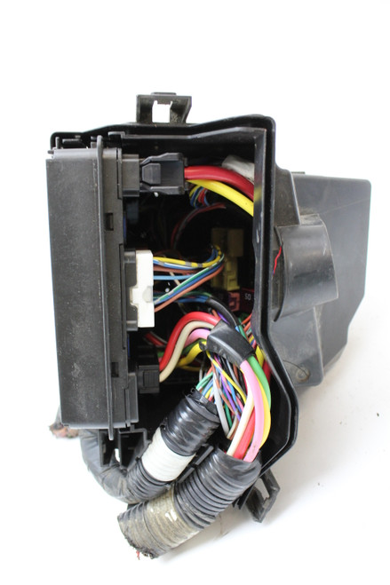 13-19 Nissan Versa 284B8 1HA0B Fusebox Fuse Box Relay Unit Module
