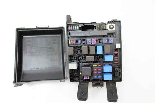 10-13 Hyundai Tucson 91401-2S524 Fusebox Fuse Box Relay Unit Module