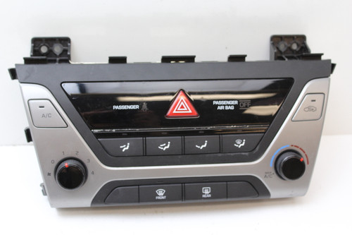 17-18 Hyundai Elantra 97250-F20624X Climate Control Panel Temperature A/C Heater