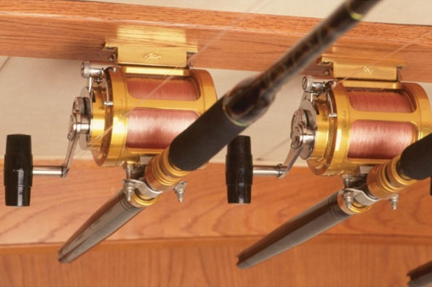 Lee's Rod And Reel Hanger Set - Penn International 130VSX - Bright Gold