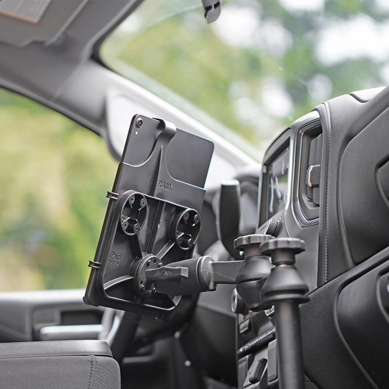 RAM-HOL-AP21 EZ-Roll’r™ Cradle for the Apple iPad Pro 12.9