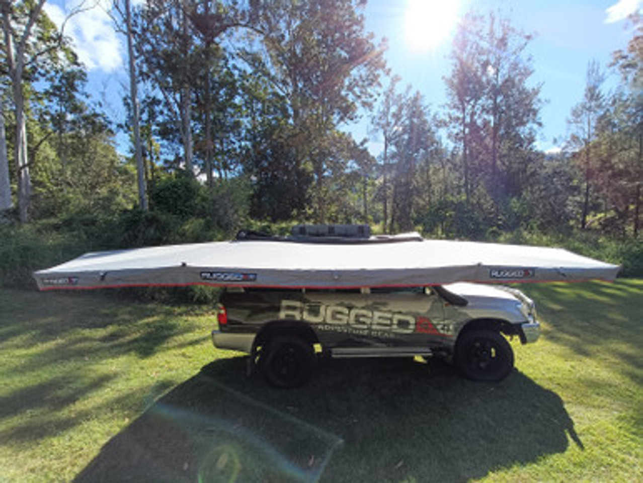 Rugged 4x4 Adventure Gear Rugged 4x4 Platinum 2.5m 180 Semi Automatic Opening Awning (Fabric UVE95+%)  Rugged 4x4 Adventure Gear Rugged 4x4 Platinum 2.5m 180 Semi Automatic Opening Awning (Fabric UVE95+%)