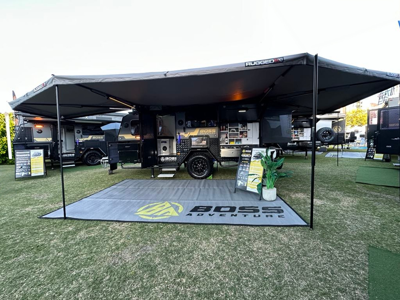 Rugged 4x4 Max 3.5m 270 Degree Awning