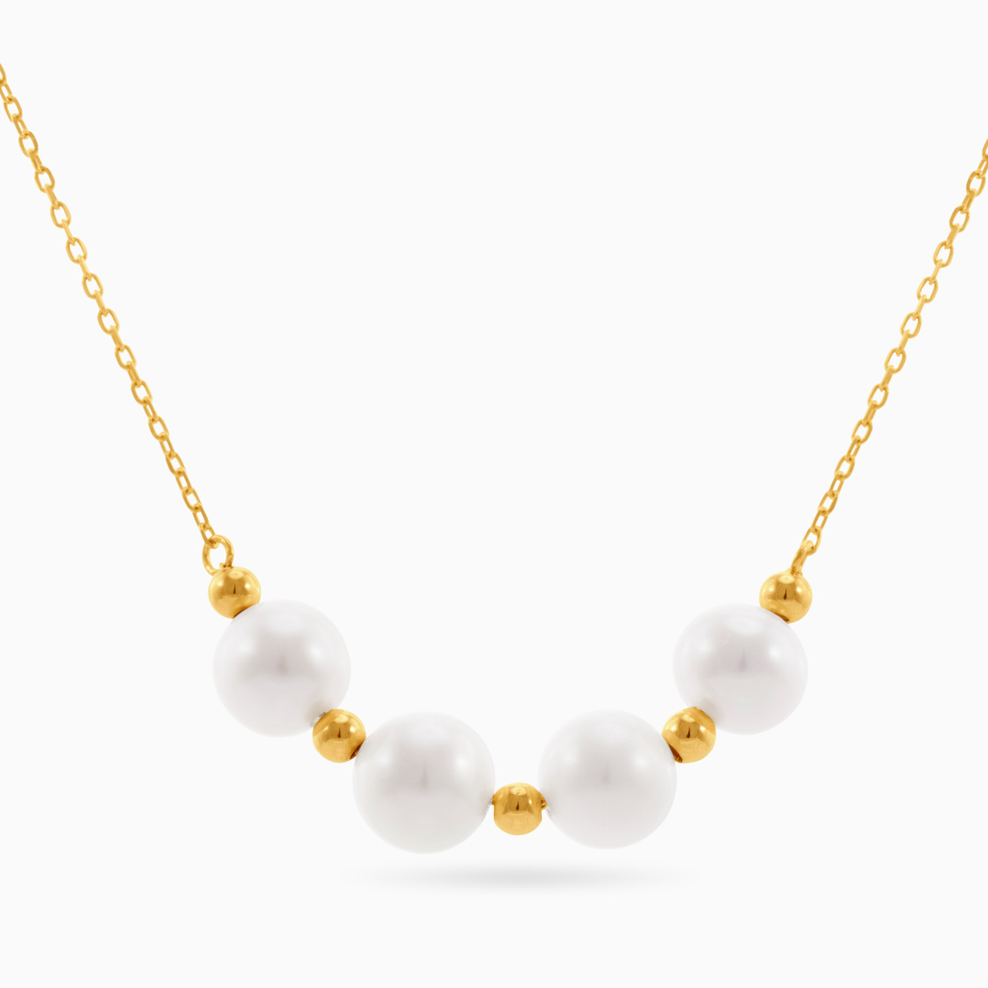 Round Pearl Necklace in 18K Gold Round Pearl Necklace in 18K Gold