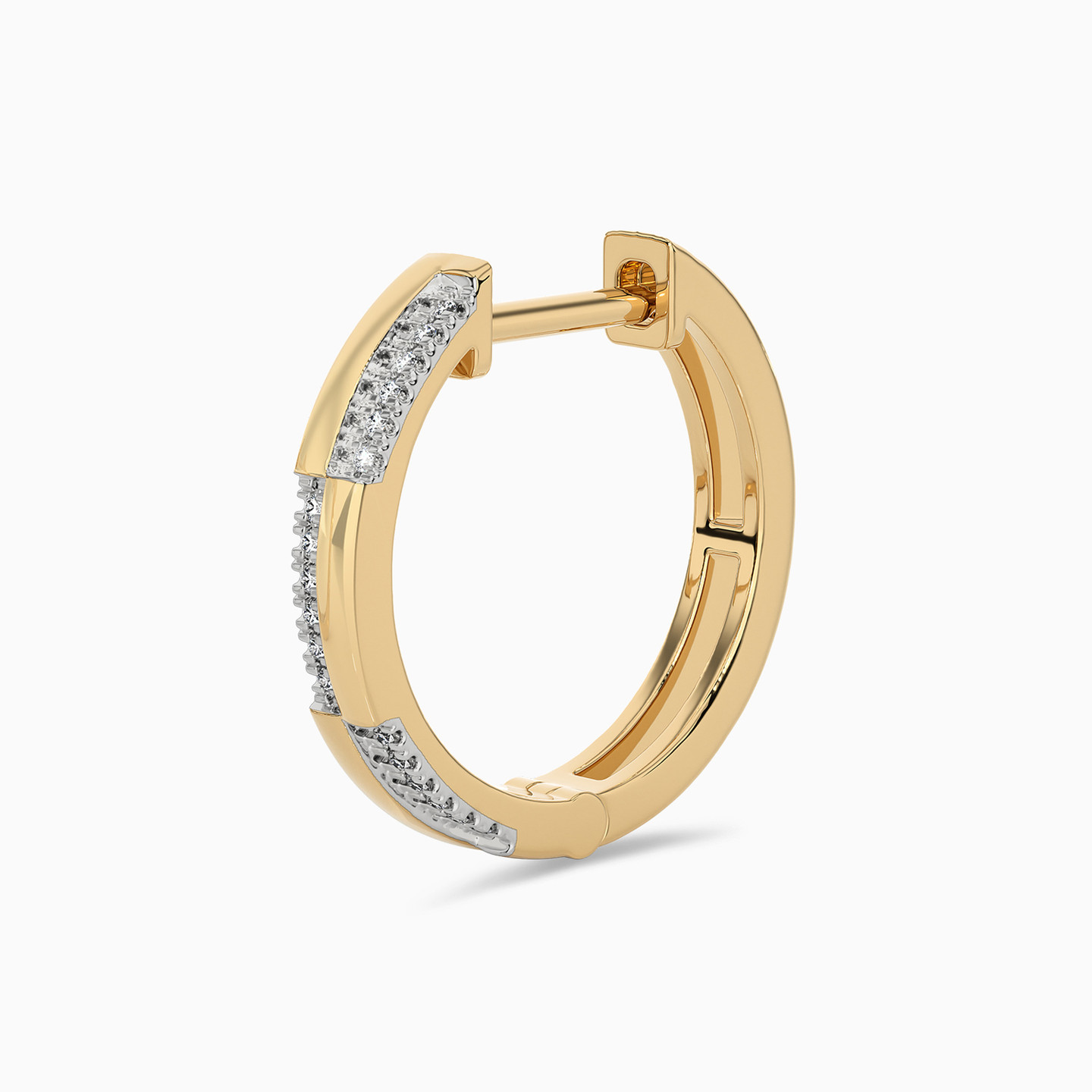 أقراط دائرية رفيعة ذهب عيار 18 قيراط مزينة بالألماس   - 4