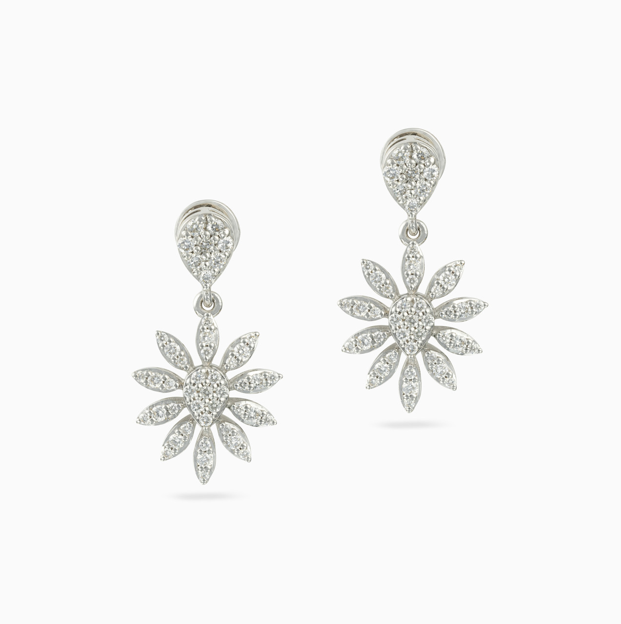 Flower Diamond Drop Earrings in 18K Gold - 2 Flower Diamond Drop Earrings in 18K Gold - 2