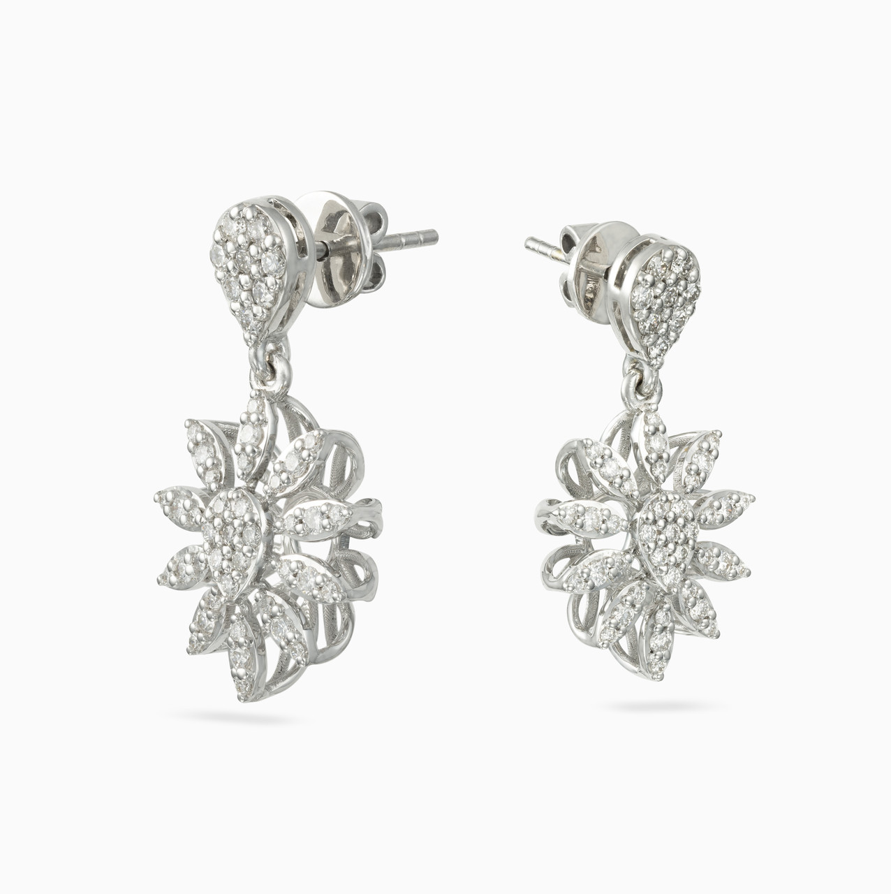 Flower Diamond Drop Earrings in 18K Gold - 4 Flower Diamond Drop Earrings in 18K Gold - 4