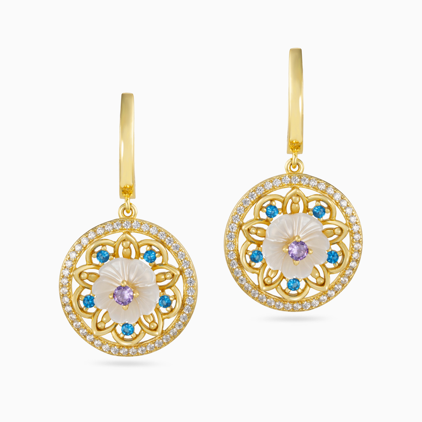 أقراط متدلية مطلية بالذهب دائرية مزينة بالأحجار الملونة أقراط متدلية مطلية بالذهب دائرية مزينة بالأحجار الملونة