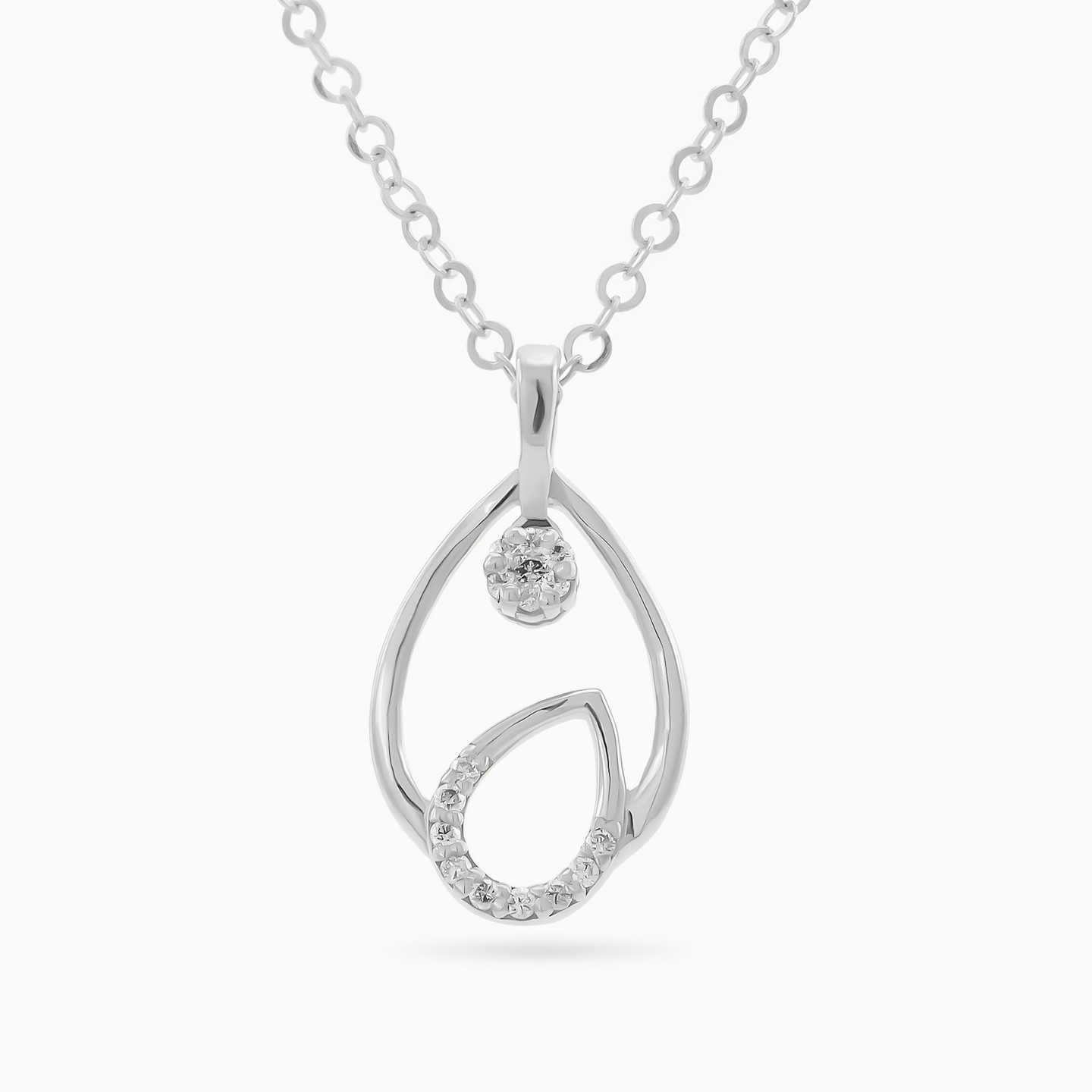 سلسلة ذهب شكل قطرة عيار 18 قيراط مزينة بالألماس سلسلة ذهب شكل قطرة عيار 18 قيراط مزينة بالألماس