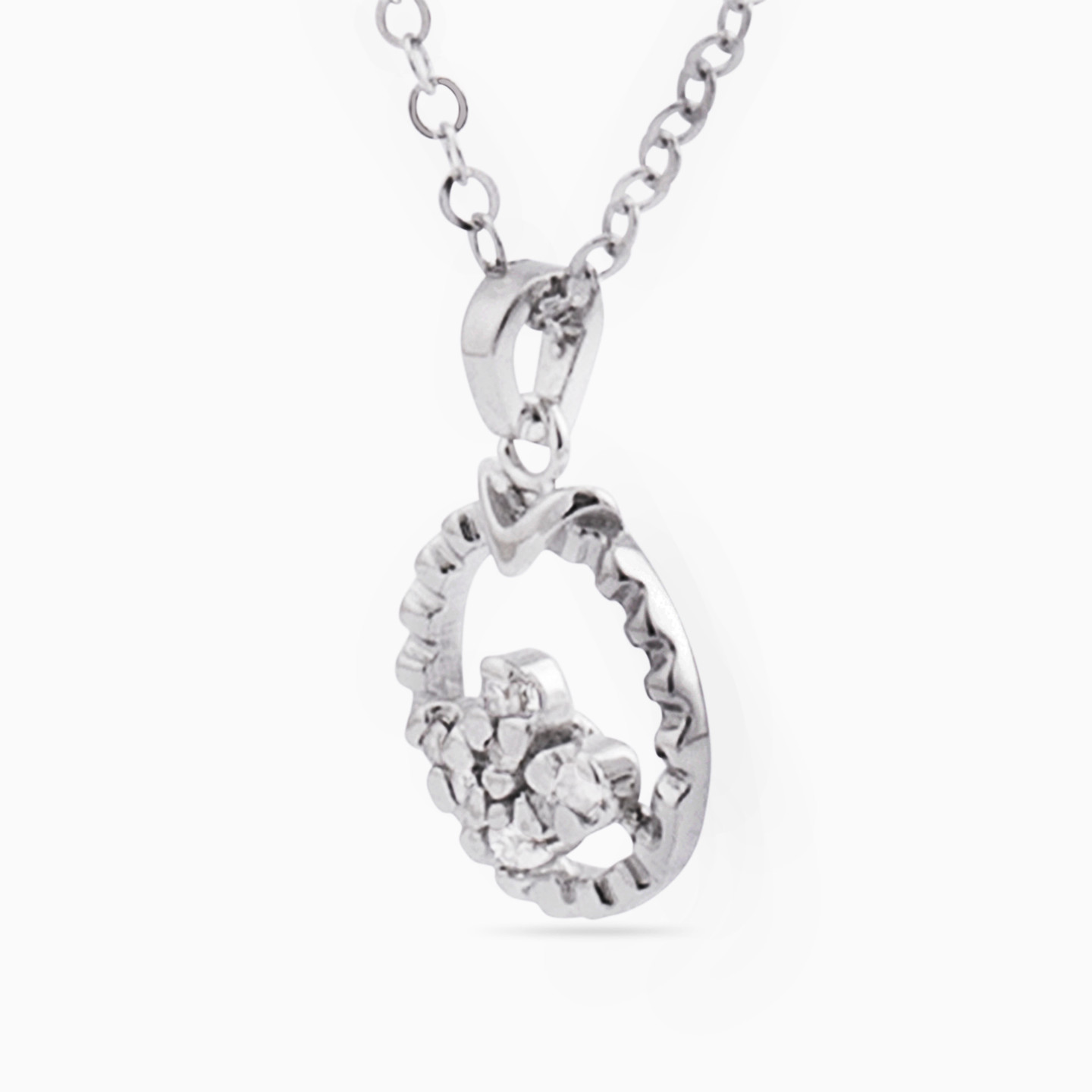 Circle Diamond Necklace in 18K Gold - 2