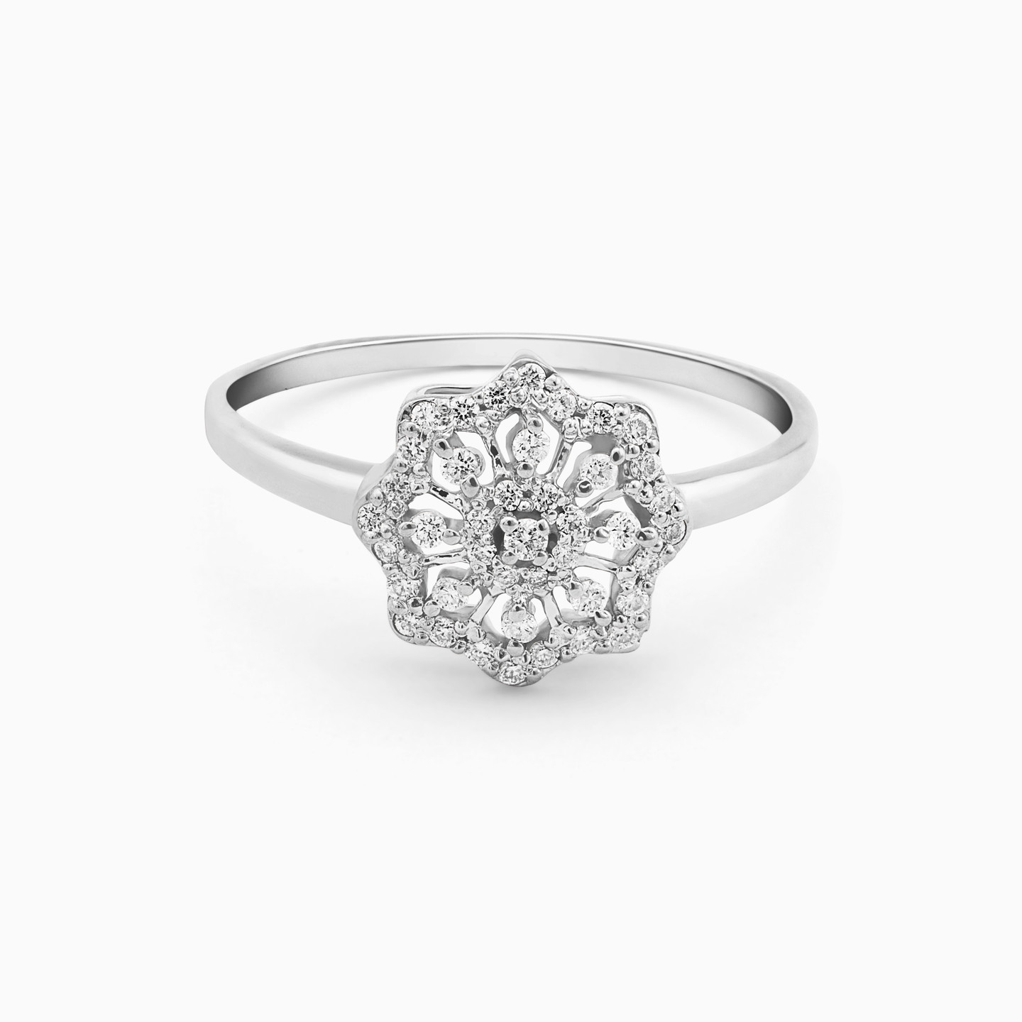 خاتم ذهب زهرة عيار 18 قيراط مزين بالألماس - 2 خاتم ذهب زهرة عيار 18 قيراط مزين بالألماس - 2