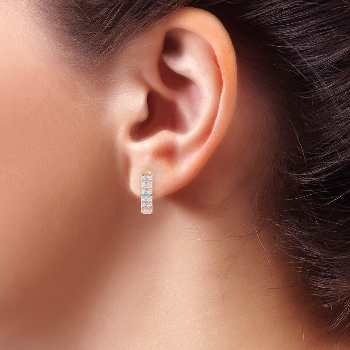 Small Diamond Hoop Earrings in 18K Gold - 4