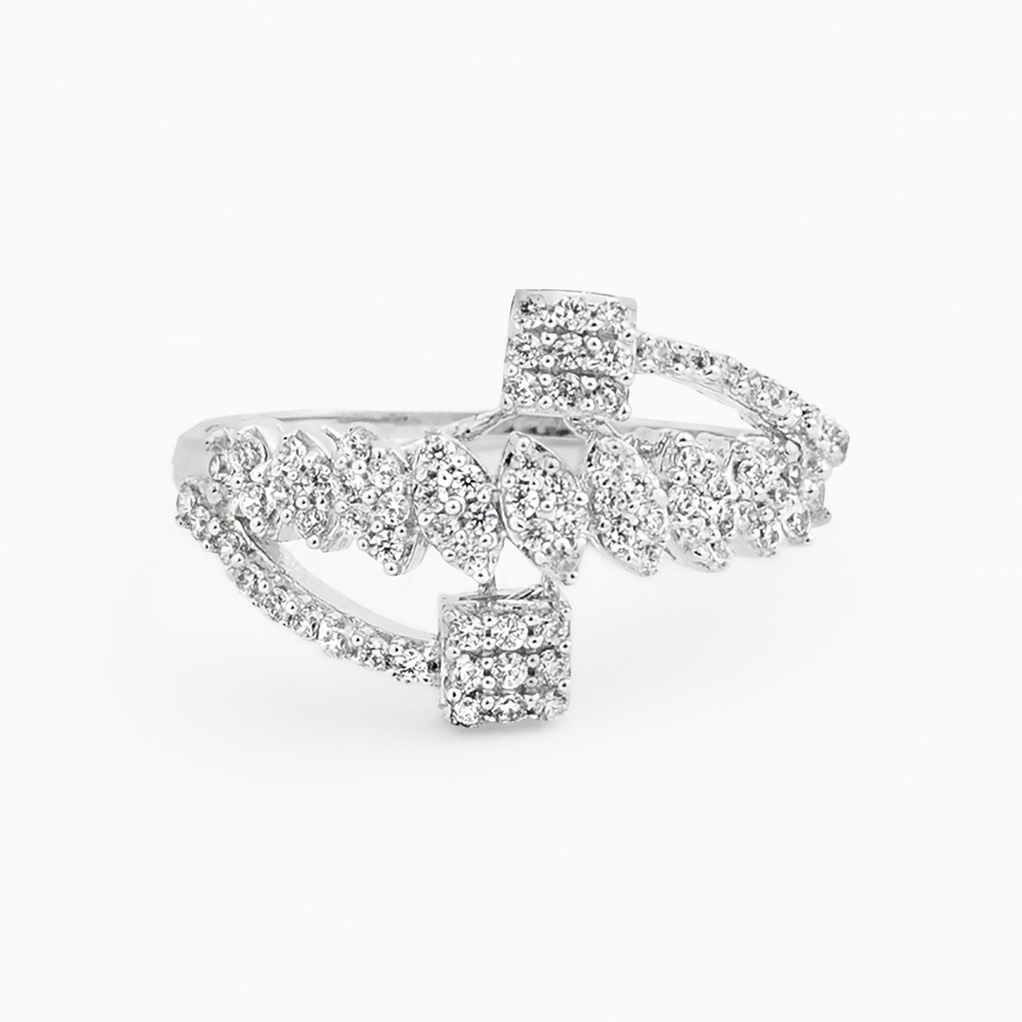 Twist Cubic Zirconia Ring in 18K Gold Twist Cubic Zirconia Ring in 18K Gold