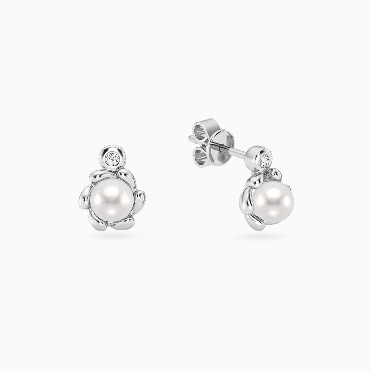 Circle Lab Grown Diamonds & Pearl Sterling Silver Stud Earrings Circle Lab Grown Diamonds & Pearl Sterling Silver Stud Earrings