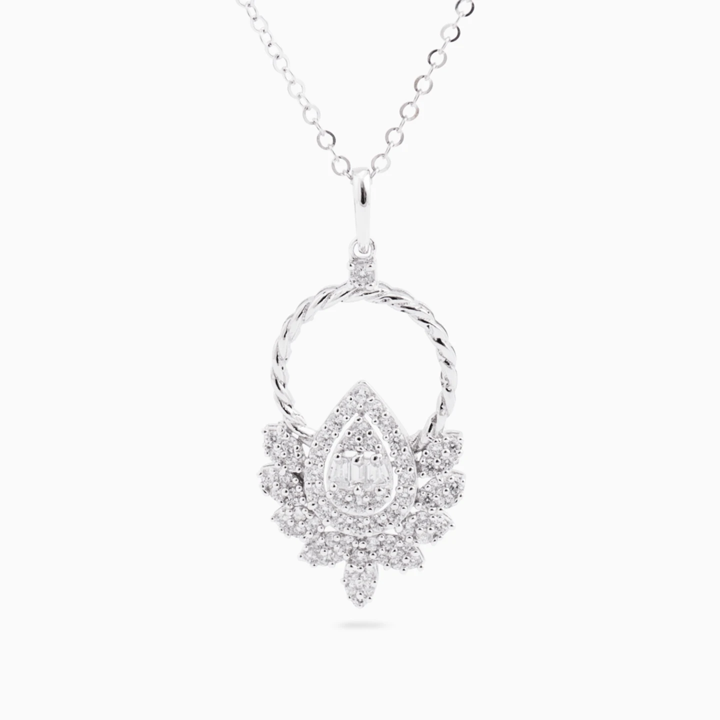 Leaf Cubic Zirconia Necklace in 18K Gold Leaf Cubic Zirconia Necklace in 18K Gold