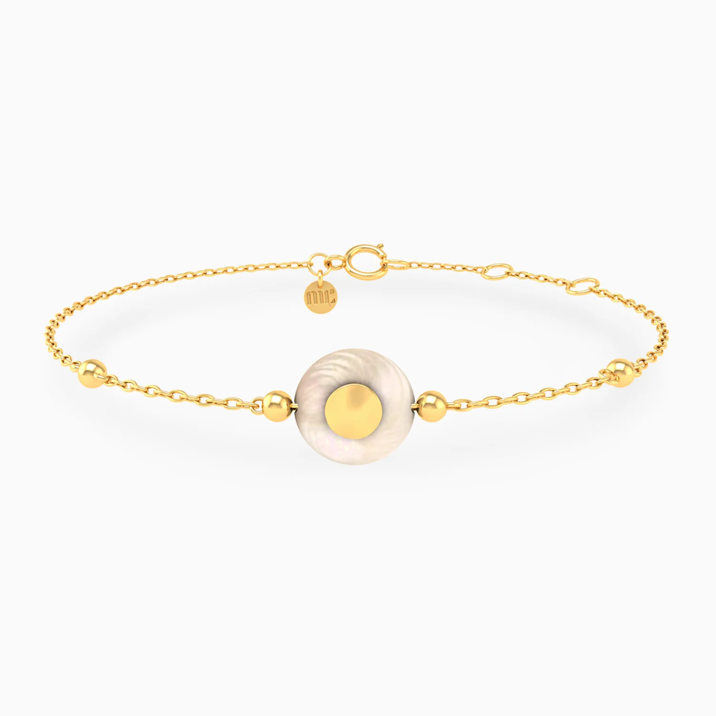 Round Mother of Pearl Chain Bracelet in 18K Gold Round Mother of Pearl Chain Bracelet in 18K Gold