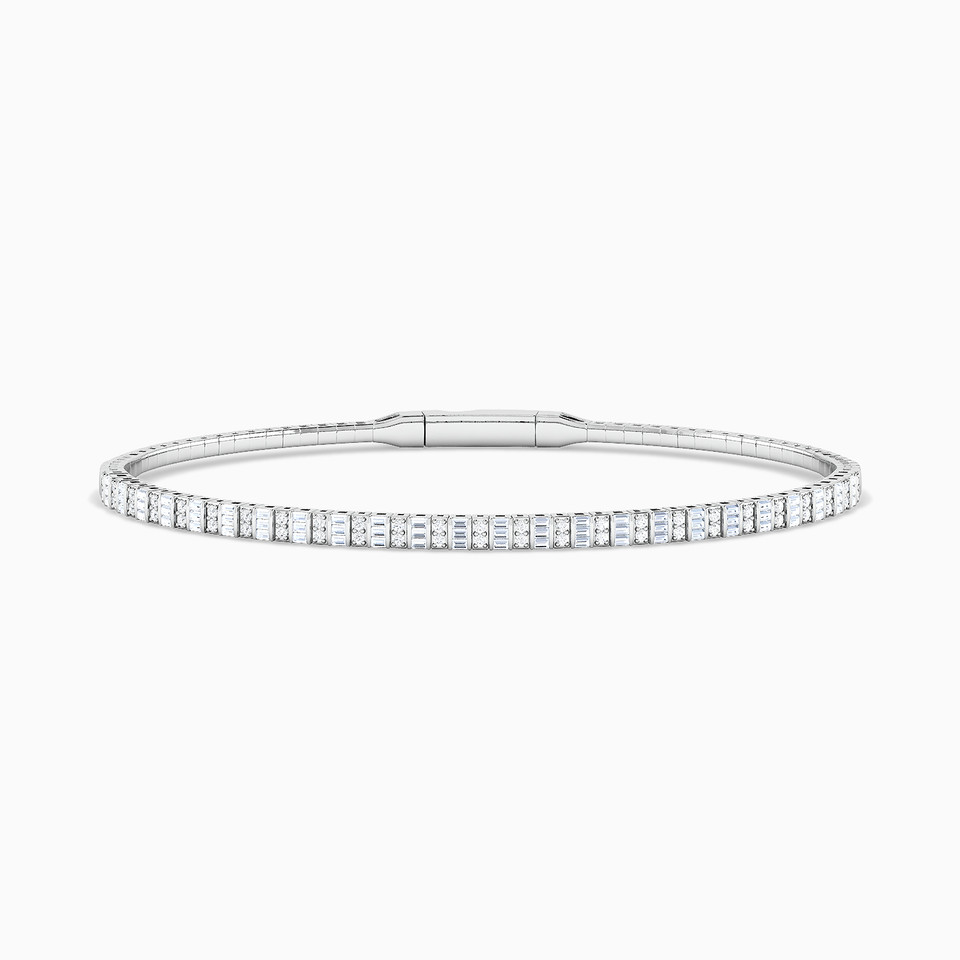 Circle Diamond Bangle Bracelet in 18K Gold - 2 Circle Diamond Bangle Bracelet in 18K Gold - 2