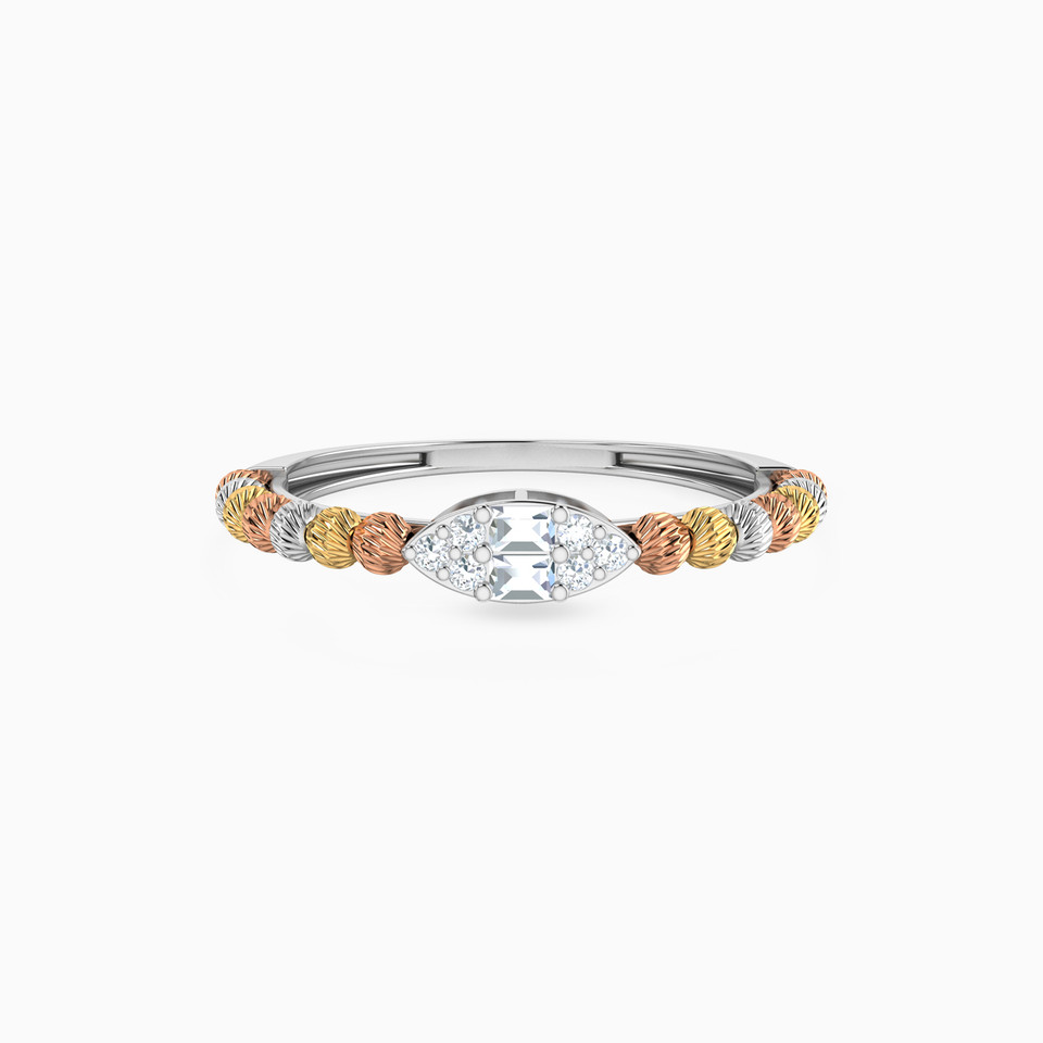 Marquise Cubic Zirconia Ring in 18K Gold Marquise Cubic Zirconia Ring in 18K Gold