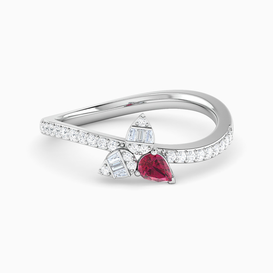 Leaves Diamond & Red Stone Ring in 18K Gold - 2 Leaves Diamond & Red Stone Ring in 18K Gold - 2