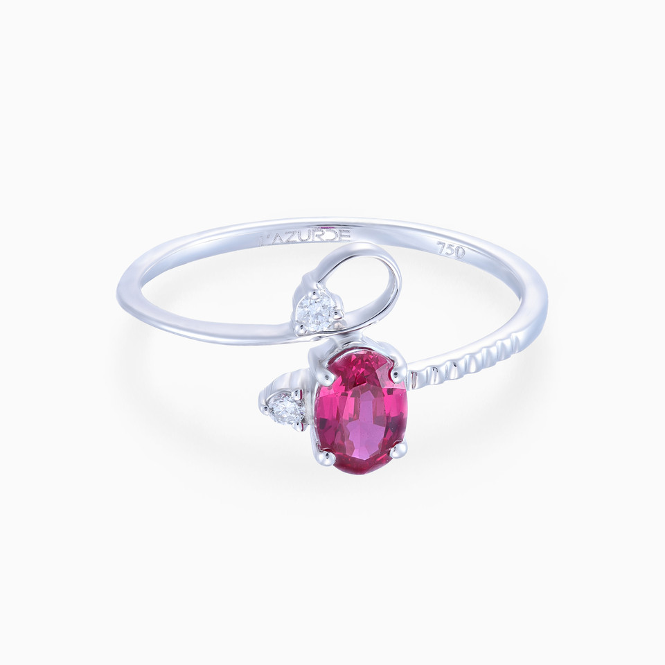 خاتم ذهب عيار 18 قيراط مزين بالألماس وحجر أحمر - 2 خاتم ذهب عيار 18 قيراط مزين بالألماس وحجر أحمر - 2