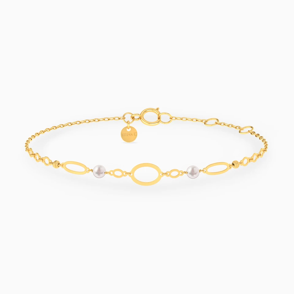 Oval & Round Loops Pearl Chain Bracelet In 18K Gold Oval & Round Loops Pearl Chain Bracelet In 18K Gold