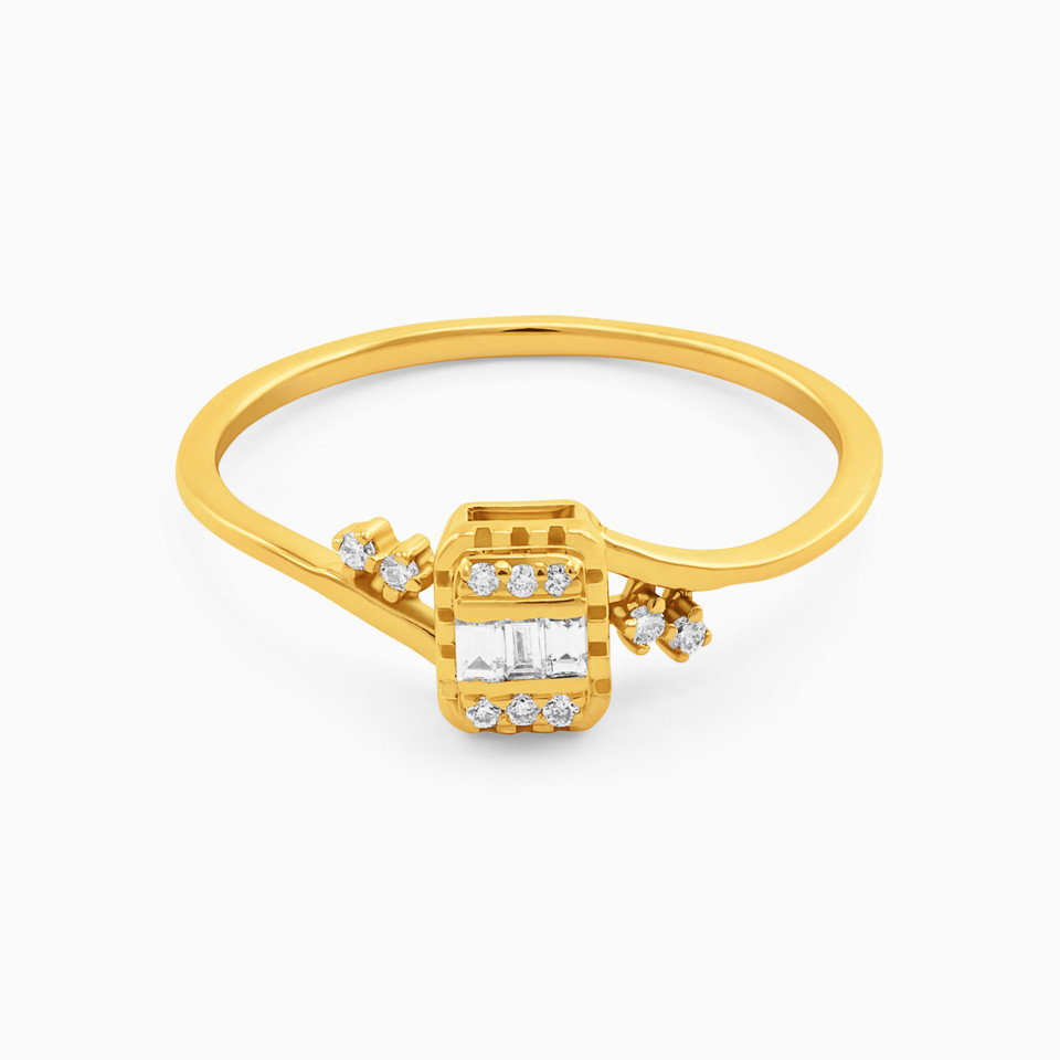 Rectangle Diamond Ring in 18K Gold Rectangle Diamond Ring in 18K Gold