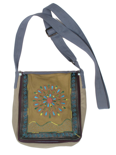 G1052 Sunburst Flap Bag