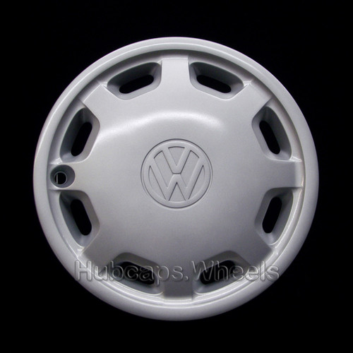 Volkswagen Golf, Jetta 14" hubcap 1993-1999 - Professionally Reconditioned