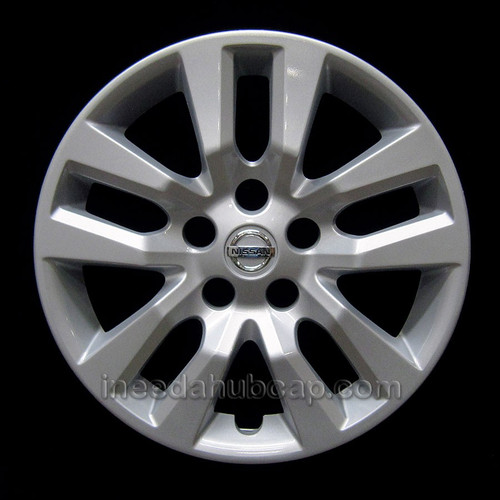 Nissan Altima 16" 2013-2017 Hubcap - Like New, Professionally Reconditioned