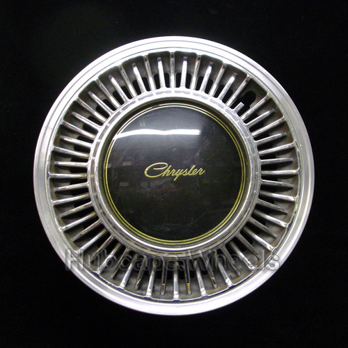 Chrysler New Yorker 14" hubcap 1988-1991 - Used, Excellent Condition