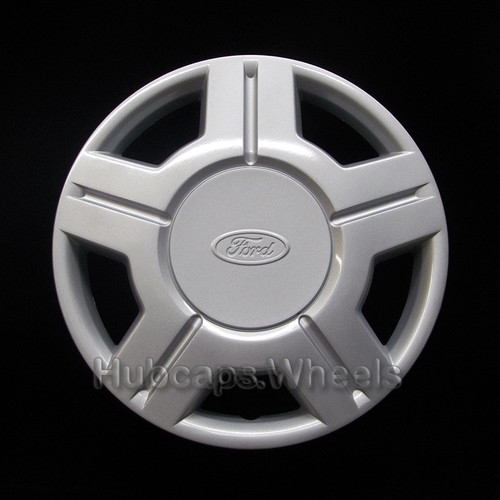 Ford Windstar 15" hubcap 2001-2003 - Professionally Reconditioned