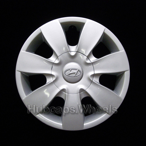 Hyundai Accent 14" hubcap 2006-2008 - Professionally Reconditioned
