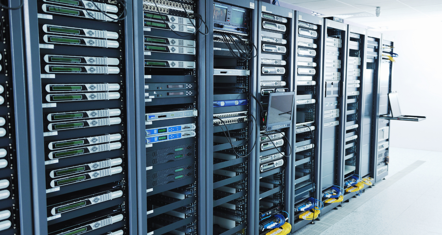 Open Frame vs. Enclosed Server Racks