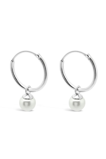 Ichu Tiny Pearl Sleeper Earrings JP7707