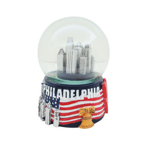 Philadelphia Waterball with skyline and American flag design – 65mm decorative souvenir. Philadelphia Waterball with skyline and American flag design – 65mm decorative souvenir.