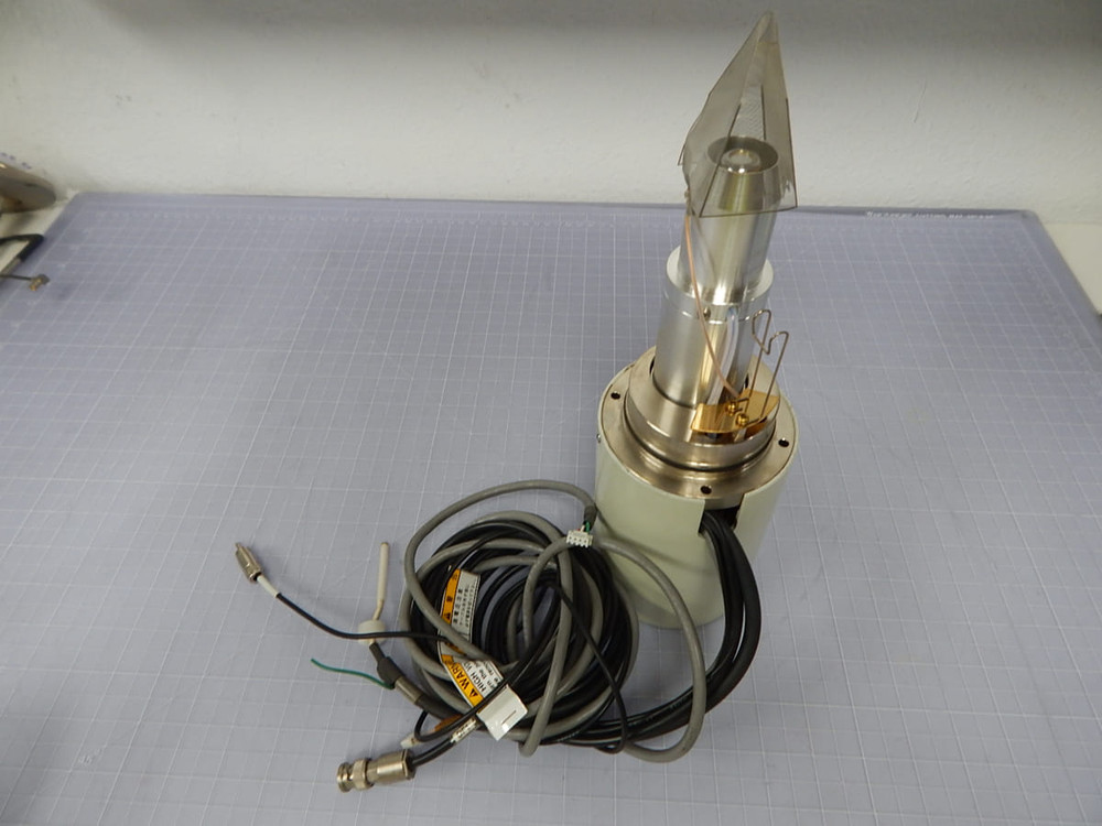 Jeol    Component removed from a JEOL JSM5900LV Scanning Electron Microscope  For Sale