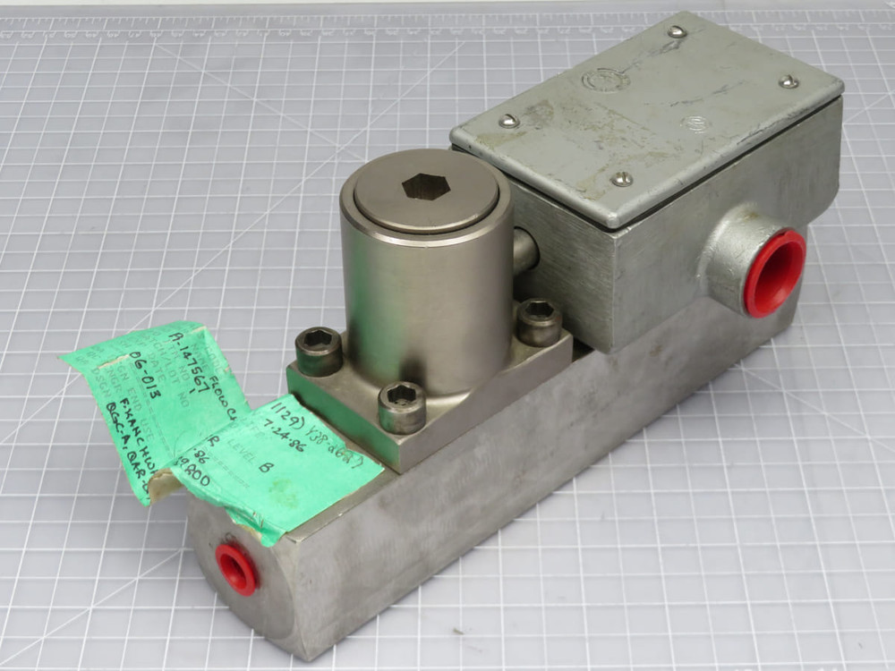 Y38-2627 R147567 Flow Check Valve  For Sale